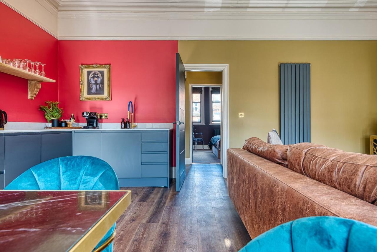 Casa Del Artista - Luxury Apartments, Γουίτμπι Εξωτερικό φωτογραφία