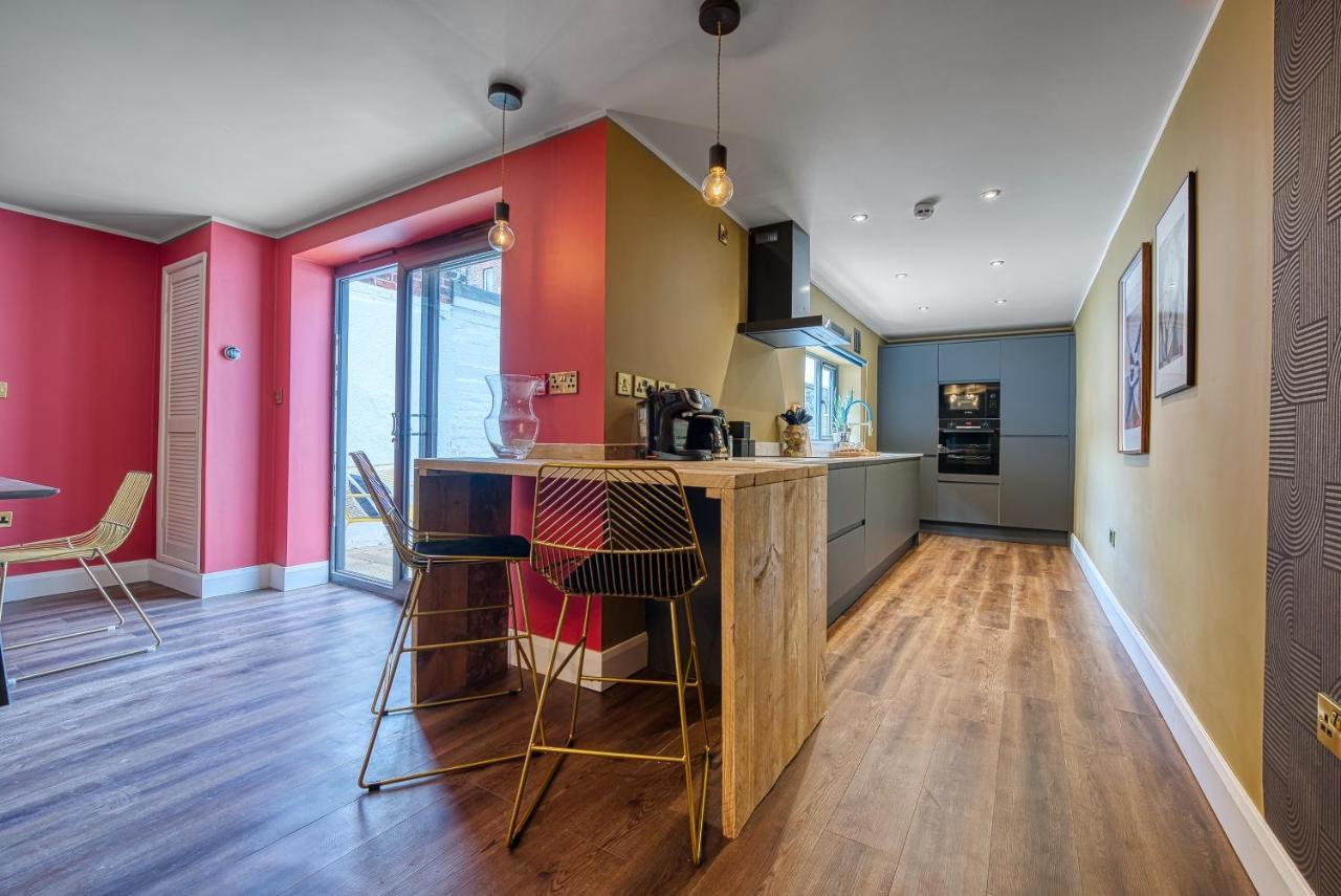 Casa Del Artista - Luxury Apartments, Γουίτμπι Εξωτερικό φωτογραφία